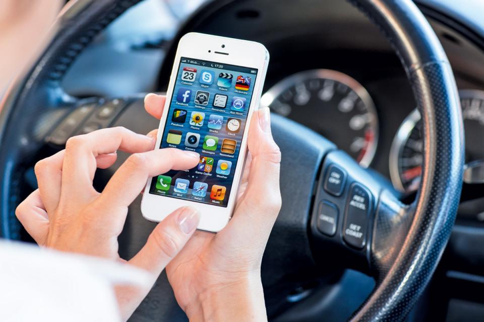 Read more about the article 7 free apps every road tripper should use
