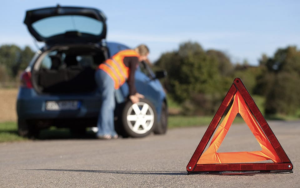 Read more about the article Tips for Handling a Tire Blowout