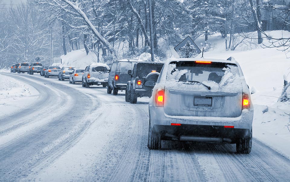 You are currently viewing Winter Driving Safety Tips
