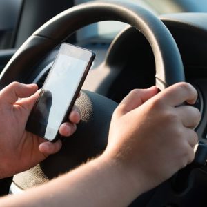 Read more about the article Distracted Driving Statistics